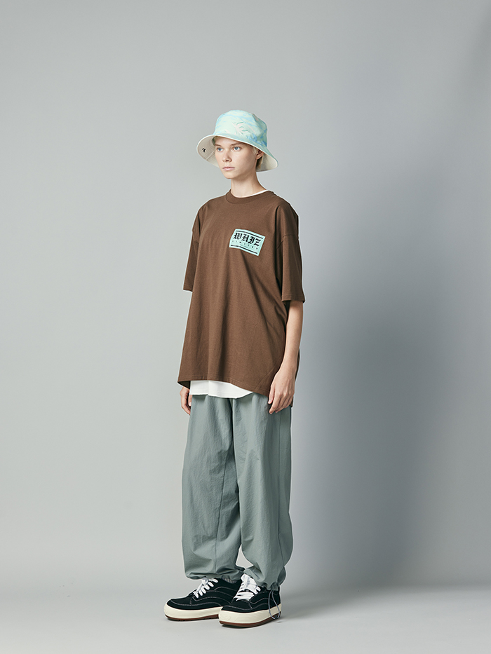 【爆買い！】 NEW ARRIVAL：WHIZLIMITED トップス